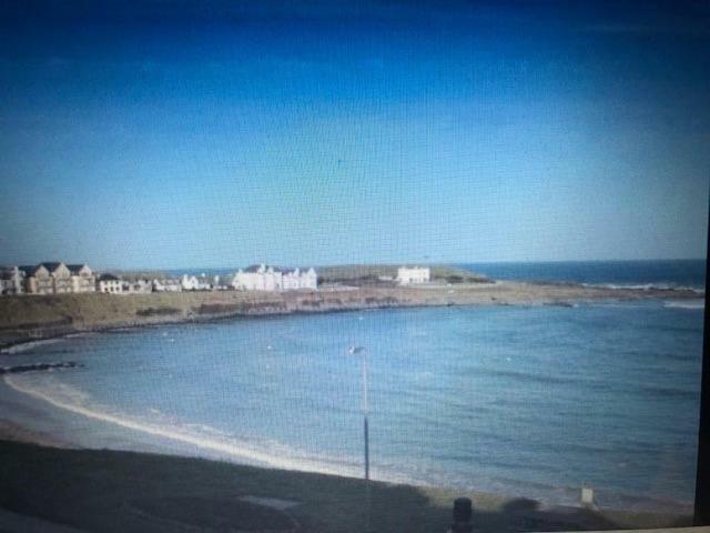 Beach Front Apt Portballintrae , Bushmills Close To Royal Portrush Golf Club 外观 照片